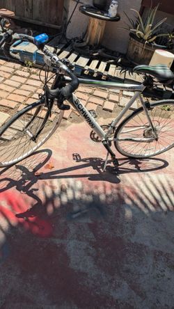 Schwinn Volare Bike