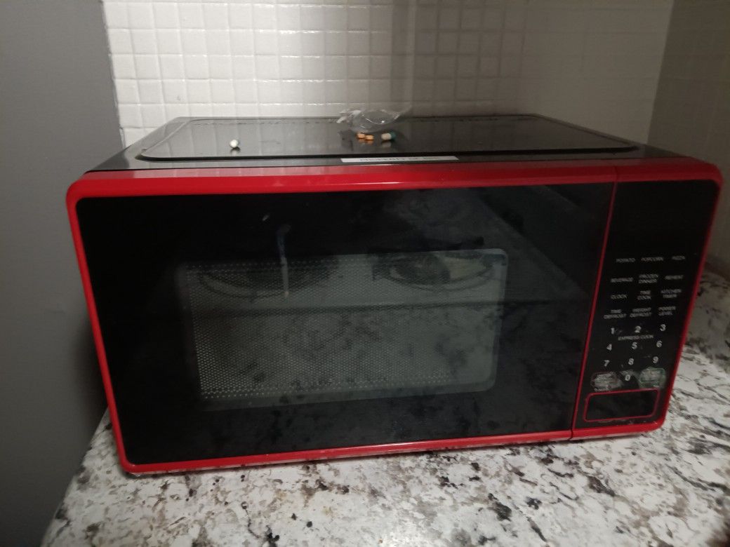 Nice Used Microwave 