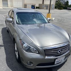 2013 Infiniti M37