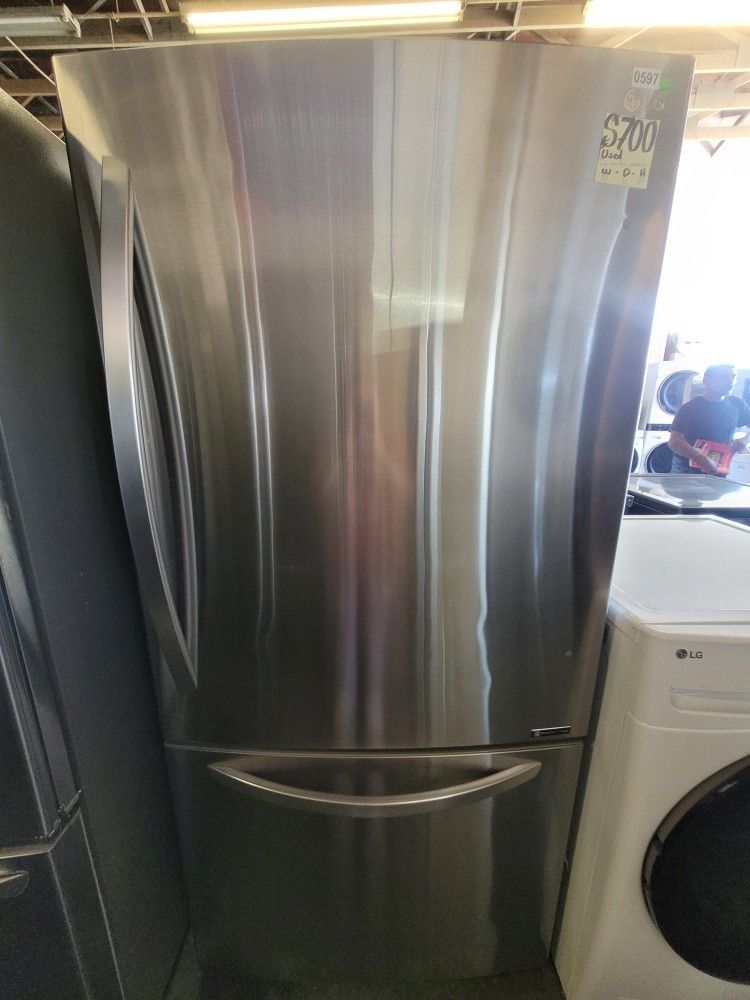 Refrigerator Lg