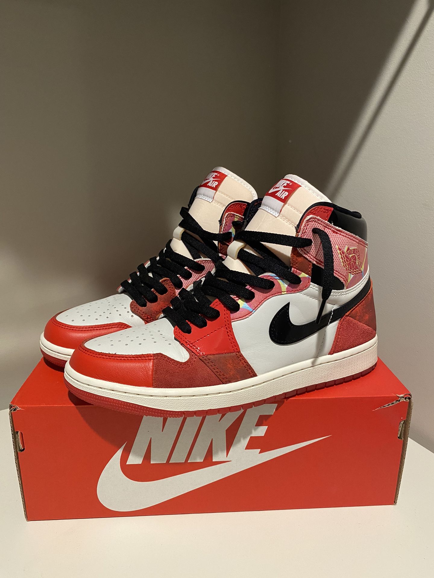Air Jordan 1 High x Marvel Spider Man - Size 9