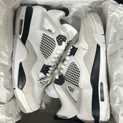Air Jordan Military Black 4s Size 9.5