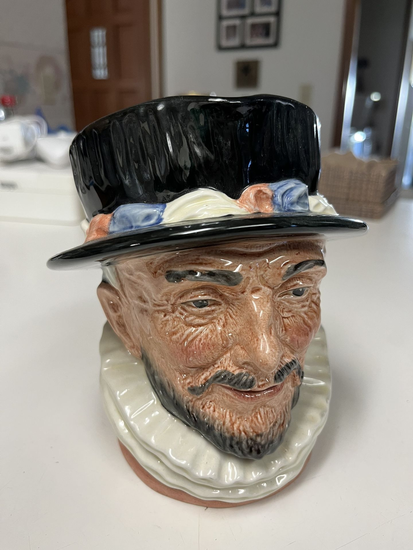 Vintage Royal Doulton Beefeater