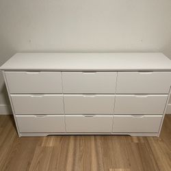 9 Drawer Dresser