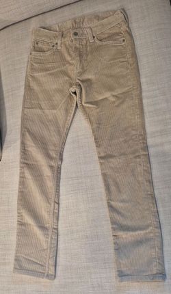 Women’s Levi’s jeans with a suede-like finish