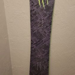 MONSTER ENERGY SNOWBOARD