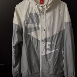 Nike Windbreaker Size L