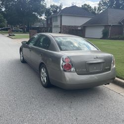 2005 Nissan Altima 