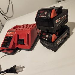 Milwaukee Batterys And Charger