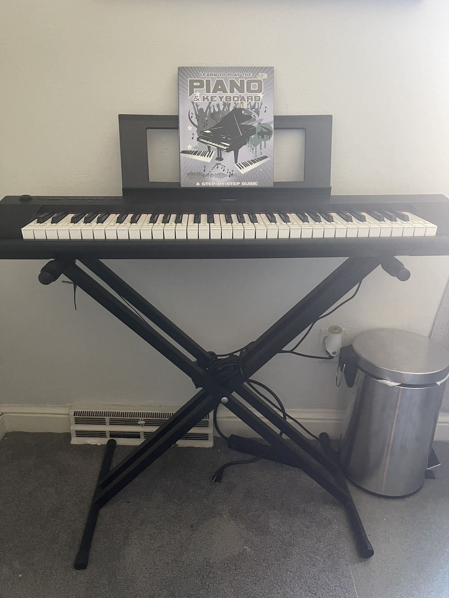 Piano (YAMAHA)