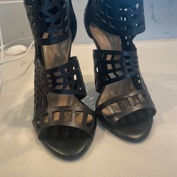 Like New BCBG Heels 6 1/2