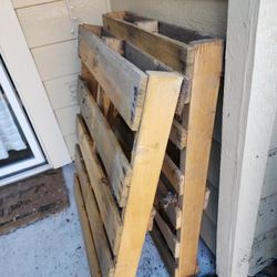 Wood Pallets FREE