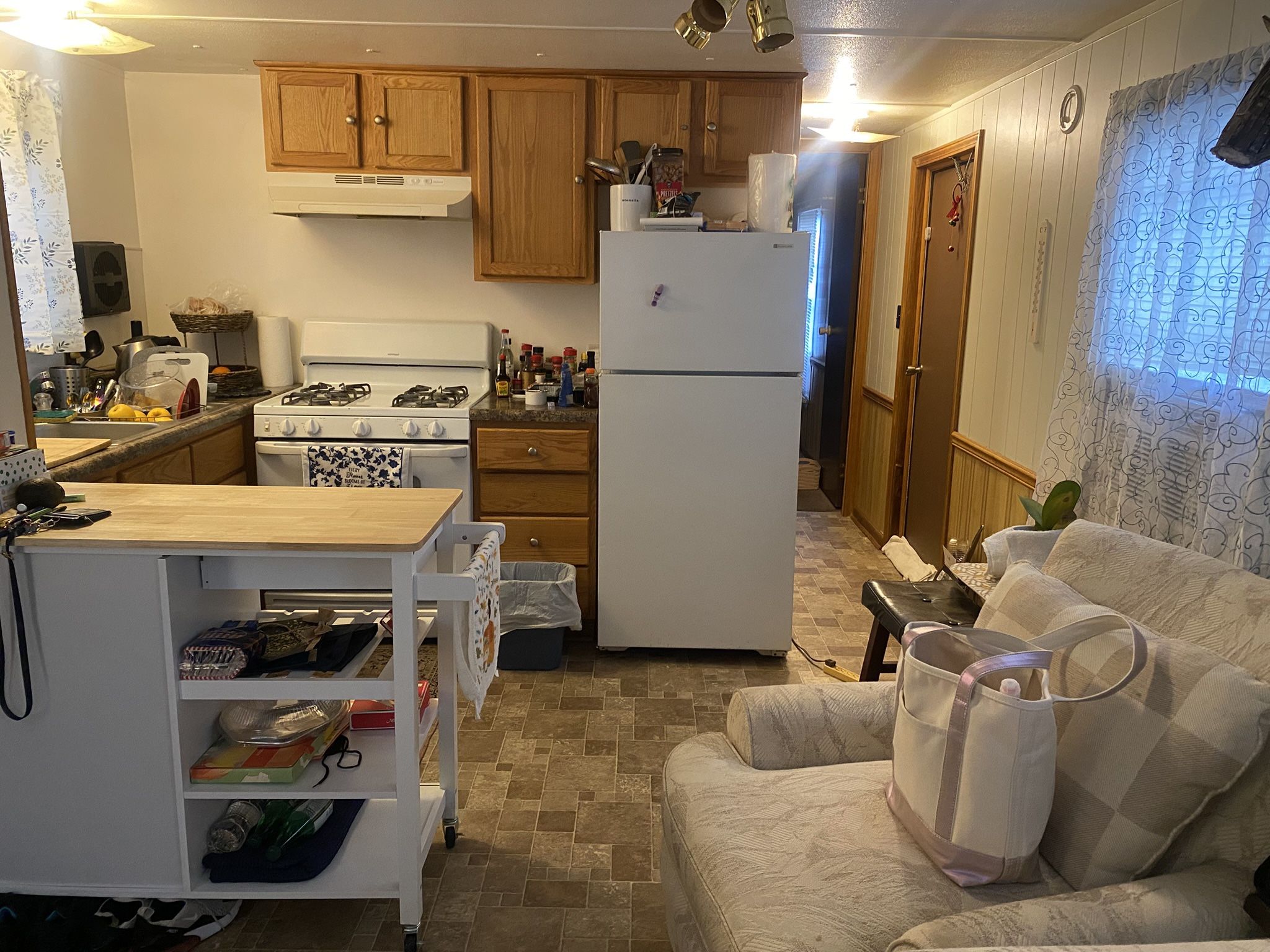 Completely Furnish Mobil Home