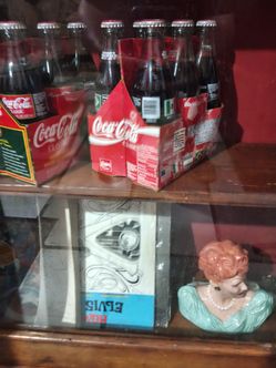 1994 classic Olympic & Christmas cokes