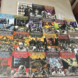 The Walking Dead Comics/ Graphic Novels