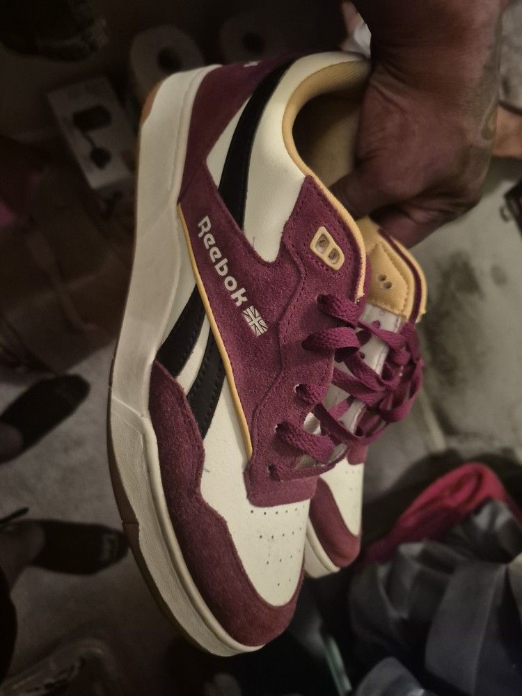 Size 10 Reebok $60 Obo