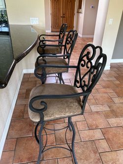 Wrought iron Counter swivel chairs (3)