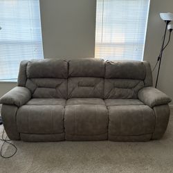 VERY NICE Power Couch & Loveseat Set 