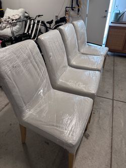 4 free chairs