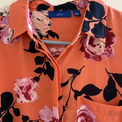 APT.9 Long-Sleeved Buttoned Blouse