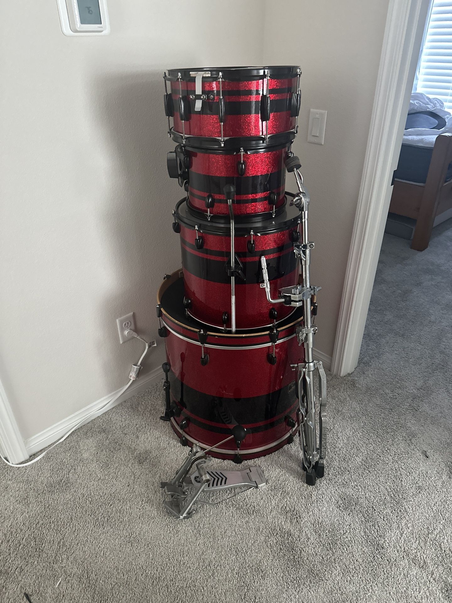 Gretsch Catalina Club 4pc Drum Set Red Sparkle With Black Stripe 