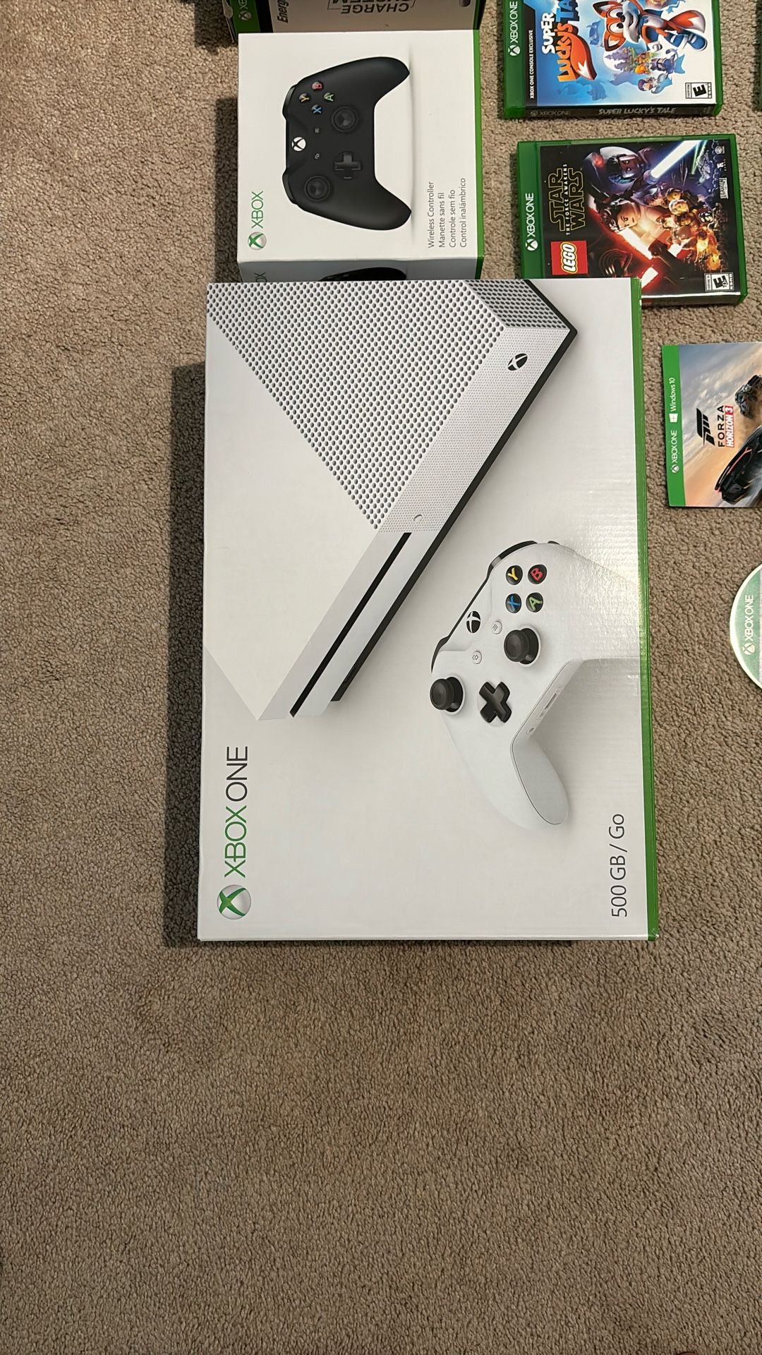 XBOX ONE 500 GB + Extras