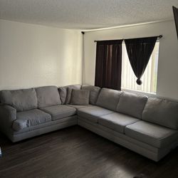 Grey Sectional With Chaise 