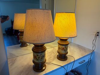 Vintage Floral Table Lamps – Set of 2