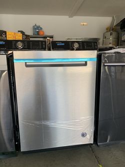 Brand new Whirlpool dishwasher