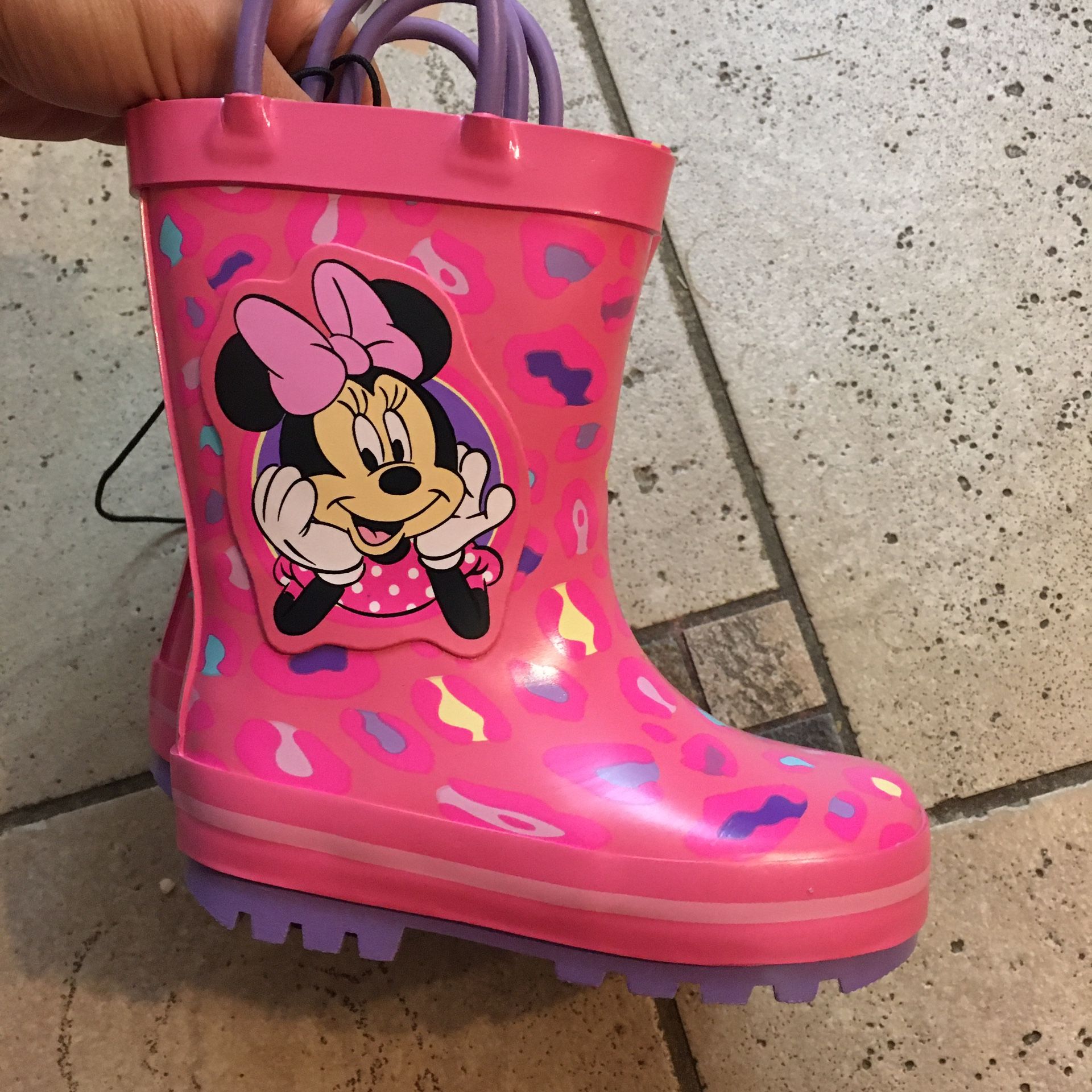 NWT Disney Licensed Minnie & Daisy girls rain boots Size 5/6