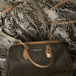 Michael Kors Grayson Large Brown Satchel