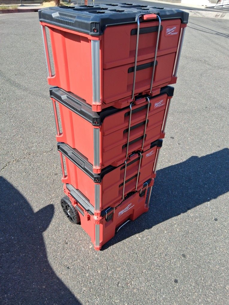 Mikwaukee Packout
