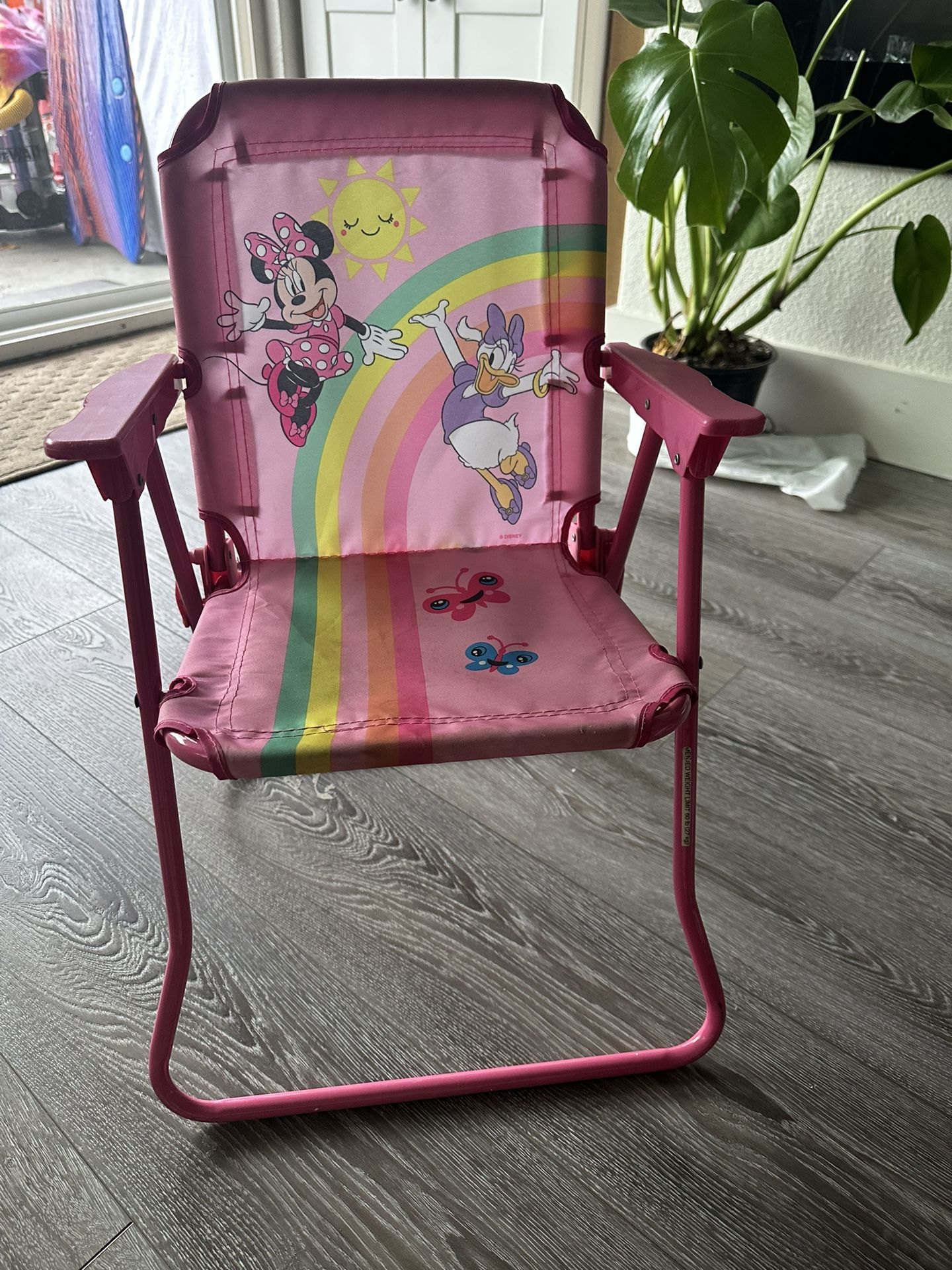 computer desk 40 and blue seat 60 black boot 50 white shoe 80