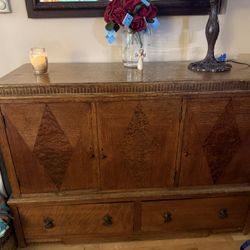 Beautiful, Beautiful Cabinet With All Its Original Hardware And The Cabinets Actually Lock With The Original Keys