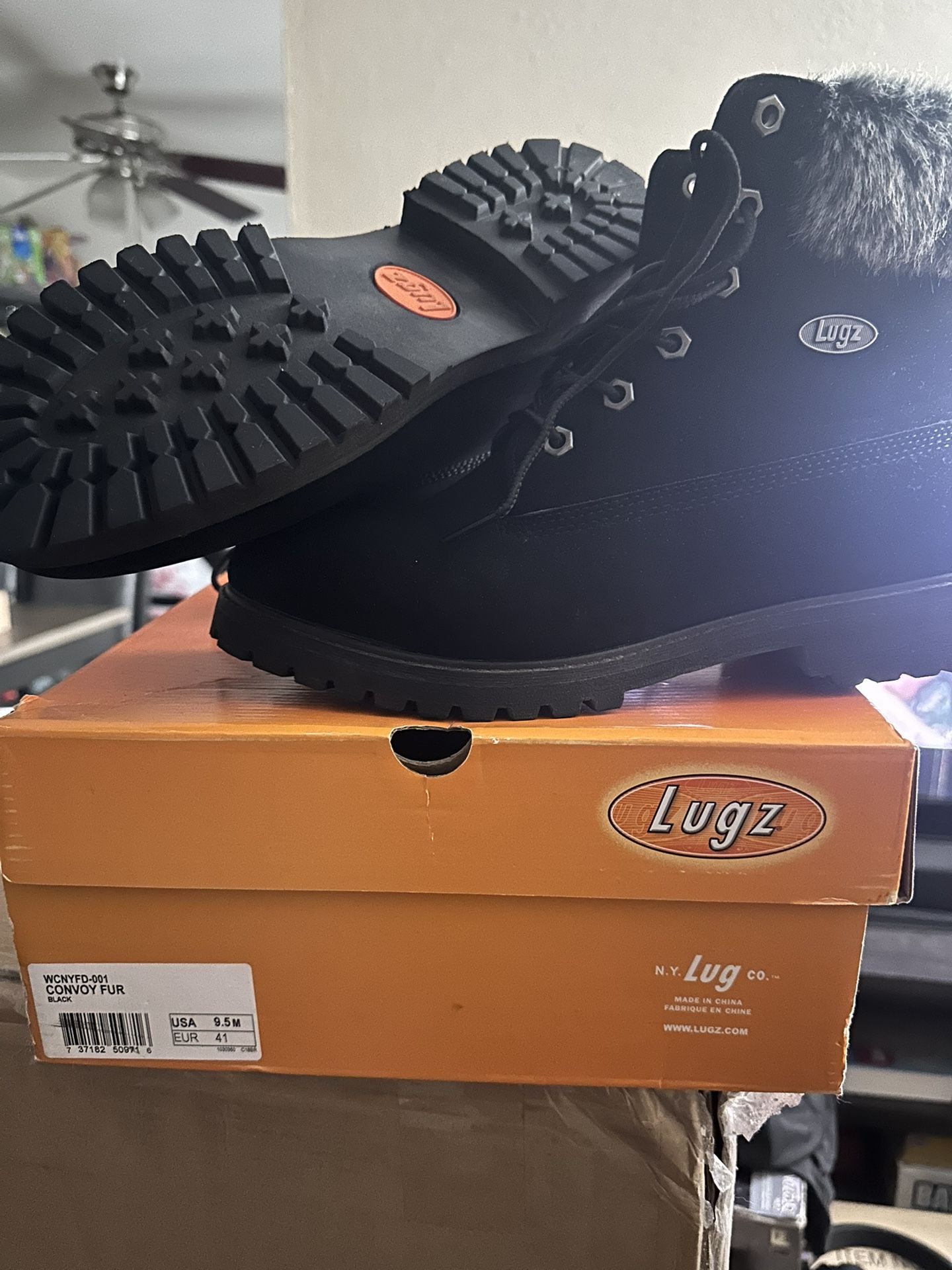 LUGZ Convoy Fur Boot (Size M8/W9.5) ** $50 OBO **