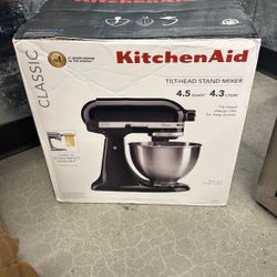 KitchenAid Tilt-Head Stand mixer 