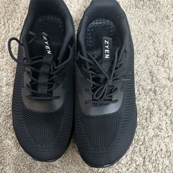 ZYEN Wide Toe Box Shoes Women Air Cushion Road Running Sneakers