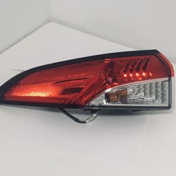 2020 - 2024 Toyota Corolla OEM Rear Side Taillight Left Driver Side