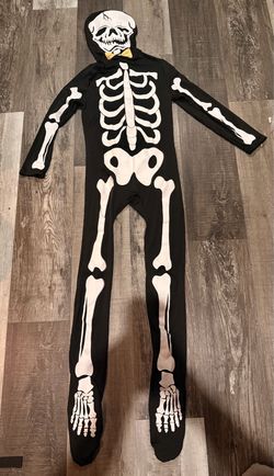 Skeleton costume