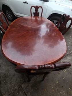 Table  estendable 4 shairs