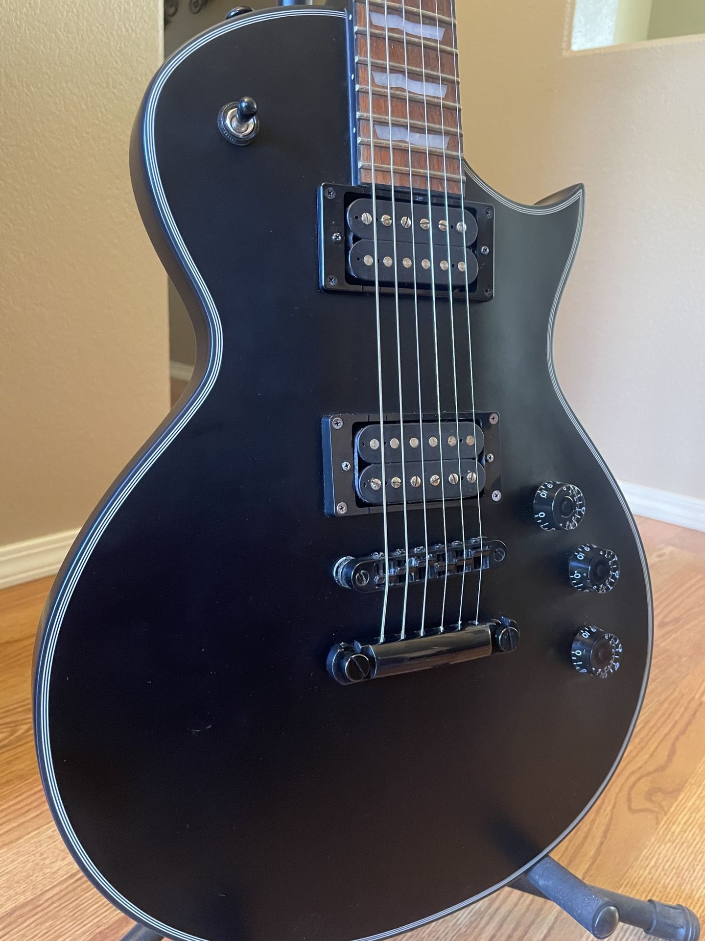 Electric Guitar For Sale 