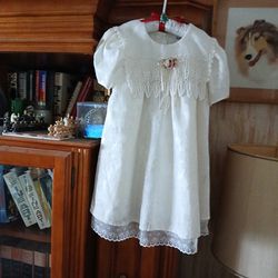 White Dress Size 5 For Little Girl
