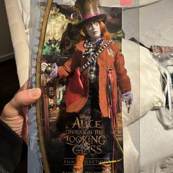 Disney Alice Through the Looking Glass Film Collection: Tarrant Hightopp Figure
