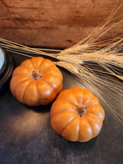 Vintage Pumpkin salt & pepper shakers