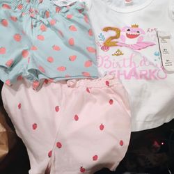 Old  Navy   18 -24 Outfit 