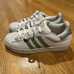 Adidas Vintage Shell Toe White Iridescent Green Stripes Women Size 7.5 (Discontinued Shoe) 