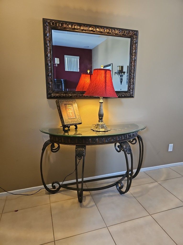 Sofa Table With Mirror And Lamp