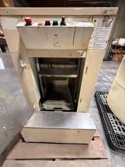 Used Harbil 5 Gallon Paint Shaker - Needs Repair