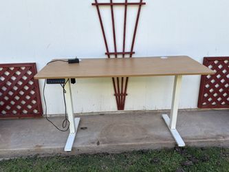 Adjustable Desk motorized