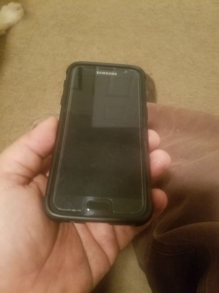 Samsung Galaxy S7 unlocked (verizon)